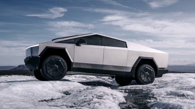 Tesla Cybertruck Lateral