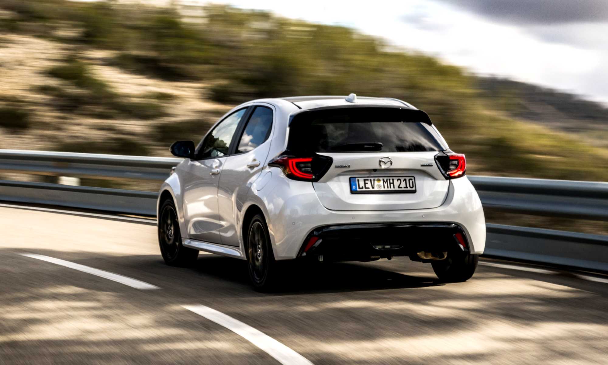 Mazda2 Hybrid