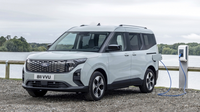FORD E Tourneo Courier 2