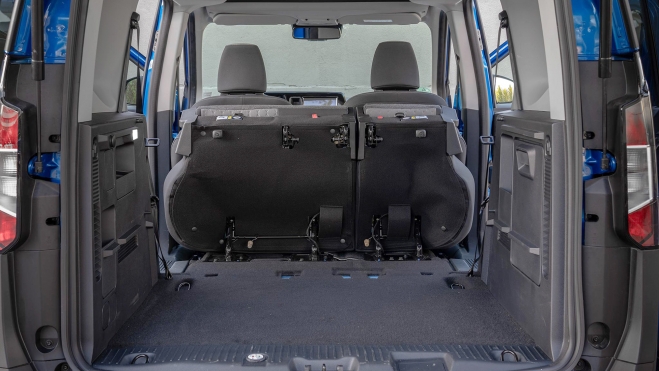 FORD E Tourneo Courier 5