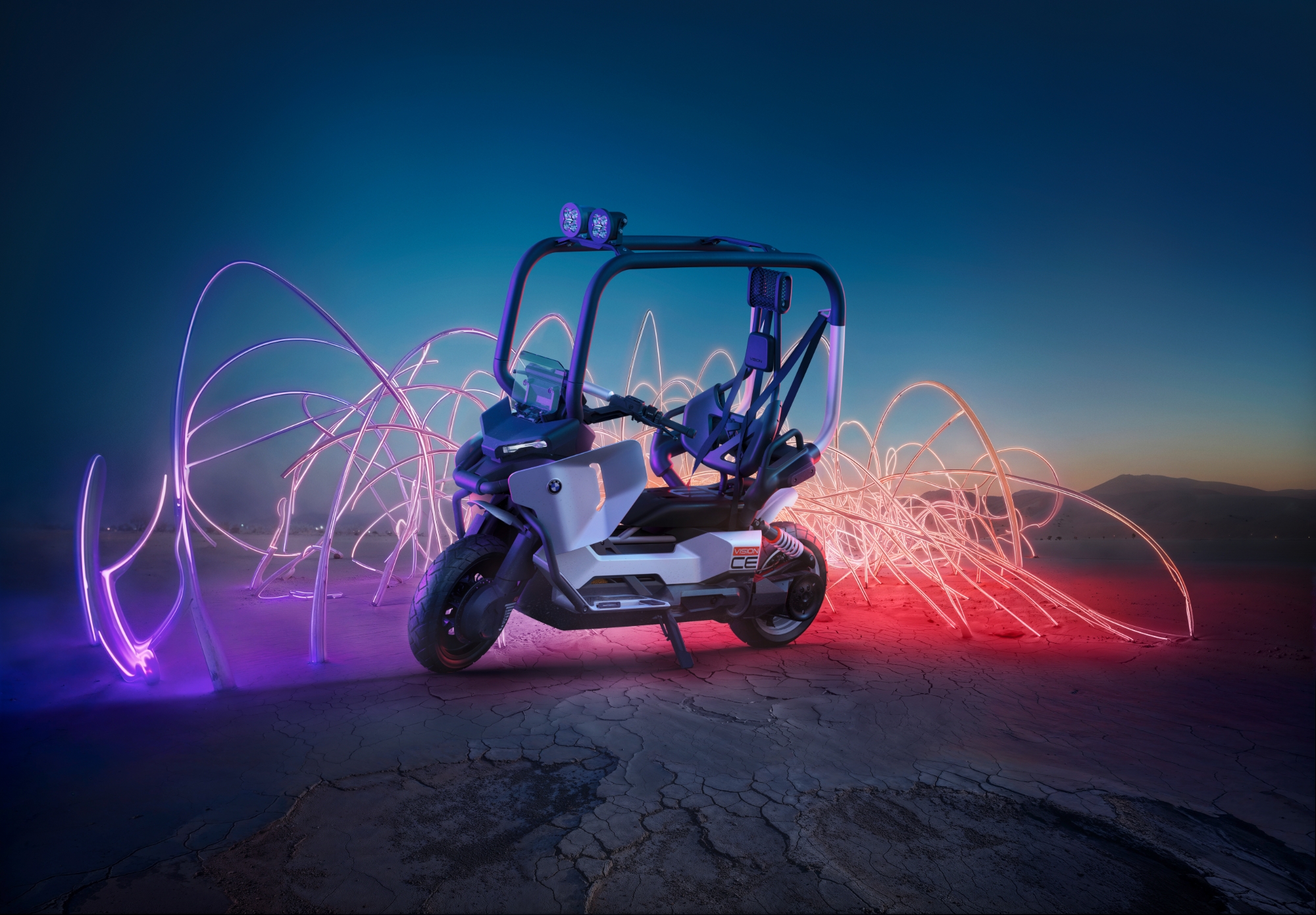 La BMW Vision CE hereda las características de la extinta BMW C1 (Foto: BMW Motorrad).