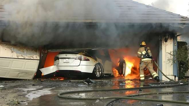 incendio Tesla incendio Tesla