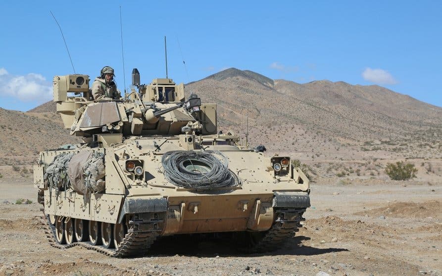  Carro de combate Bradley del ejército estadounidense. Imagen: Wikipedia 