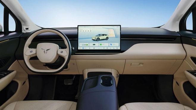 Hongqi EHS5 Interior