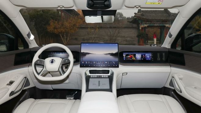 denza n9 interior