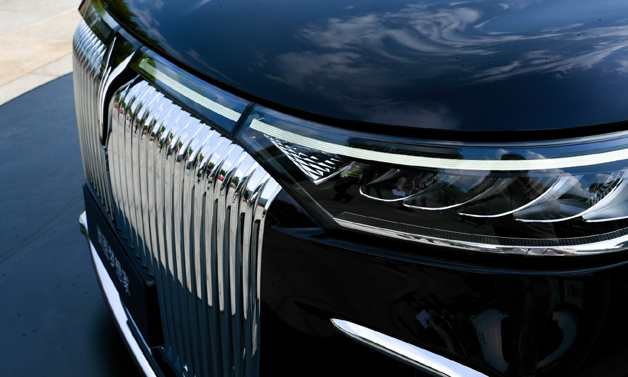 Dongfeng actualiza uno de sus coches más grandes con numerosas mejoras.