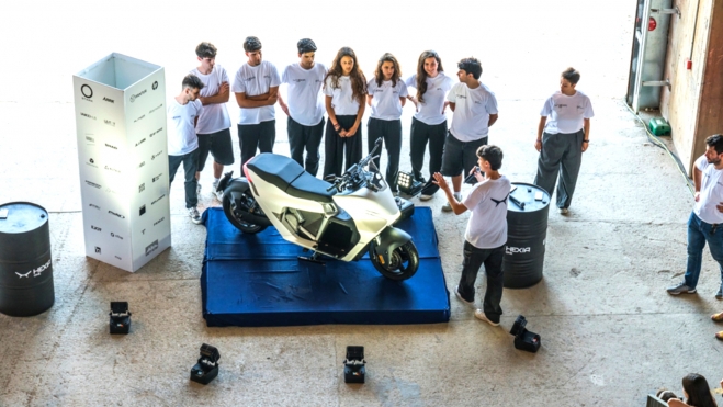 elisava racing team 6 1440x956