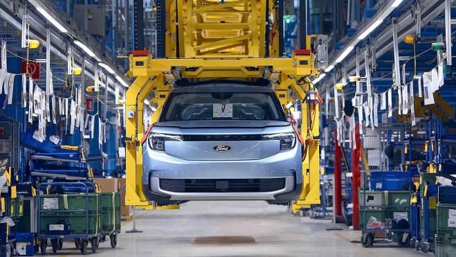 Jim Farleu ceo de ford henry ford trabajadores jovenes coches electricos 2