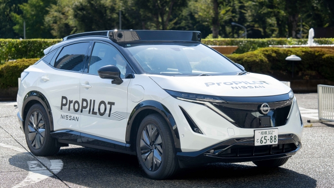 nissan propilot conduccion autonoma mejor que fsd tesla