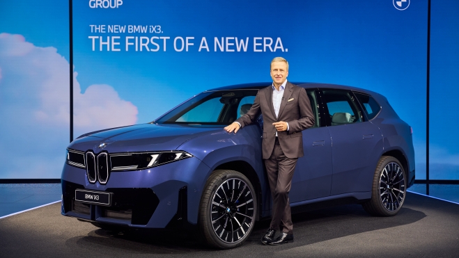 P90616101 highRes world premiere bmw i
