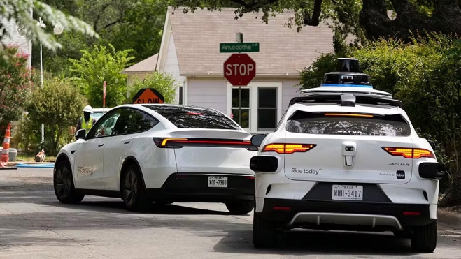 tesla robotaxi accidentes 1