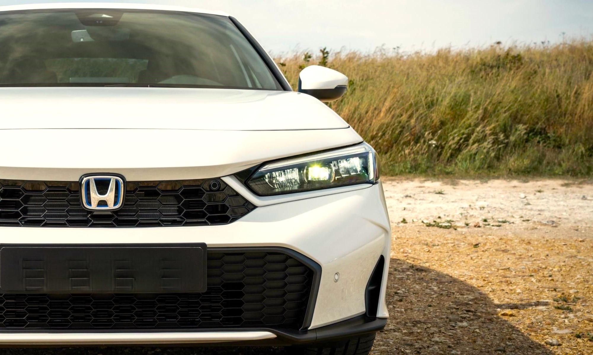 Ya se conoce el precio en España del último Honda con motor híbrido, que sólo gasta 4,7 litros de gasolina cada 100 km.