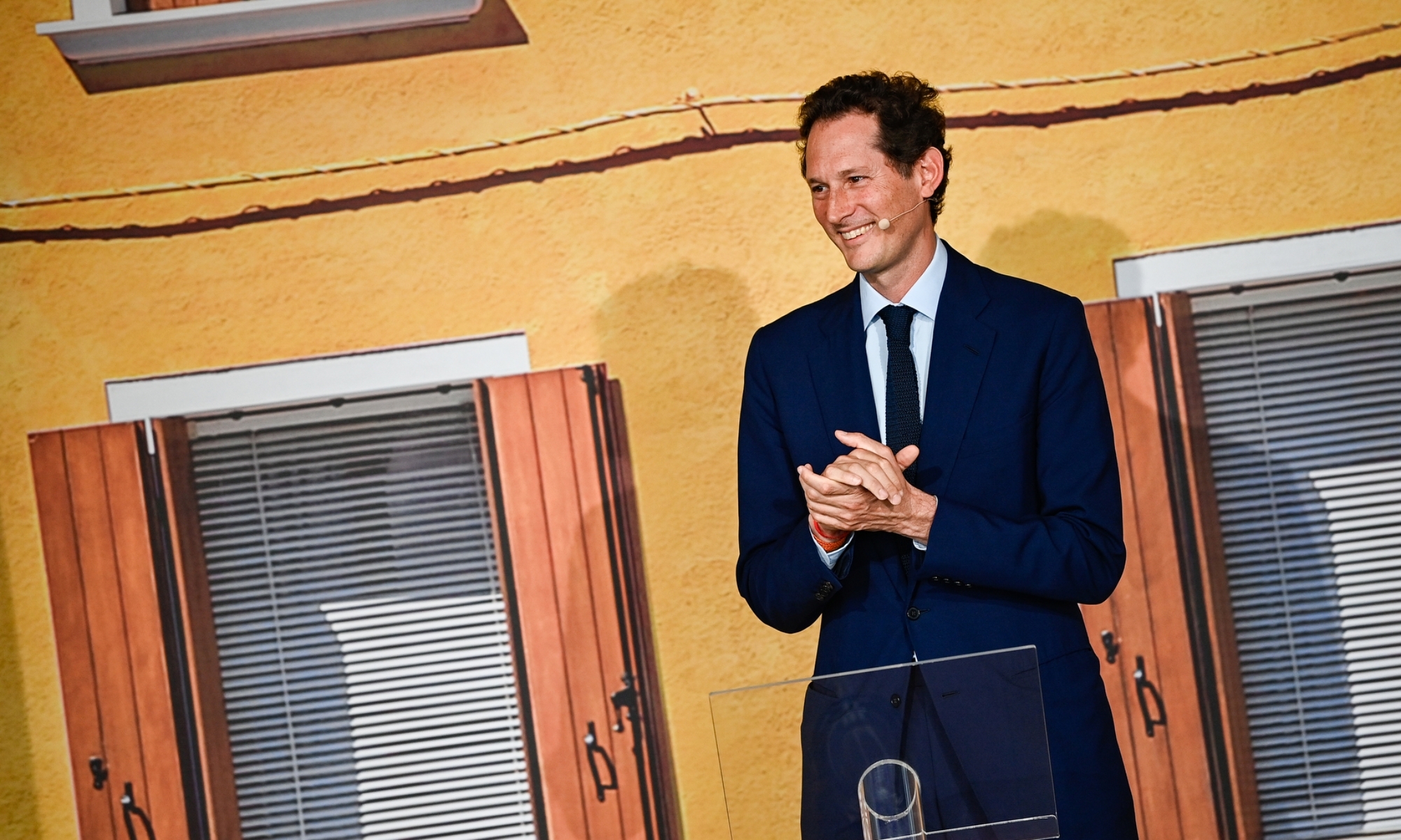 John Elkann tomó el mando de Stellantis tras la fusión de los grupos PSA y FCA.