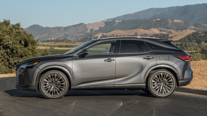 LEXUS RX 450+ 3