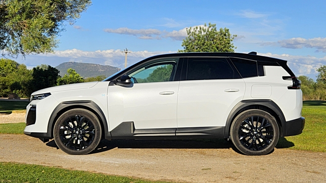 Citroen C5 Aircross PHEV 2025 Desde 37.590 € y con 1.100 km de autonomía Citroën C5 Aircross PHEV, un duro cómodorival MG líder de ventas España (6)