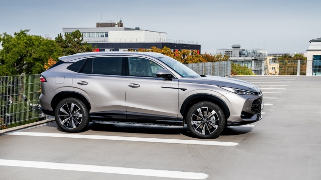 MG HS PHEV