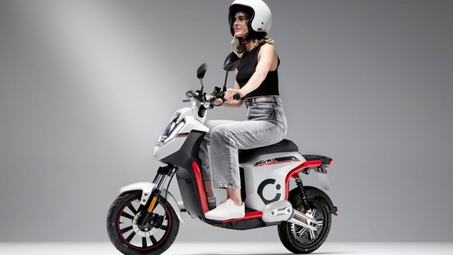 cecotec skull moto electrica barata
