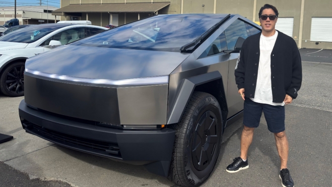 tesla cybertruck video viral ridiculo propietarios pick up 2 tesla cybertruck video viral ridiculo propietarios pick up 2