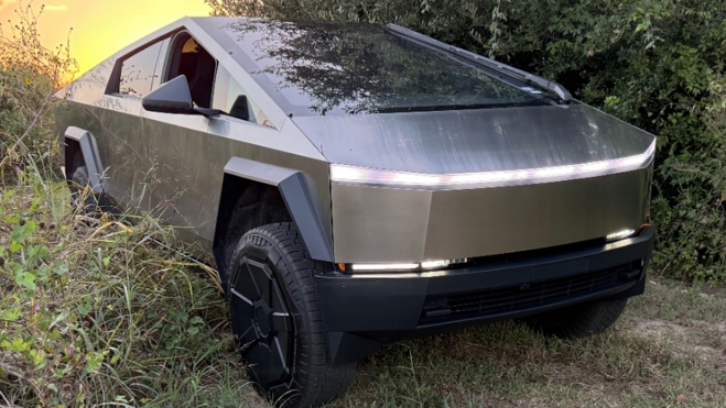 tesla cybertruck video viral ridiculo propietarios pick up 1 tesla cybertruck video viral ridiculo propietarios pick up 1