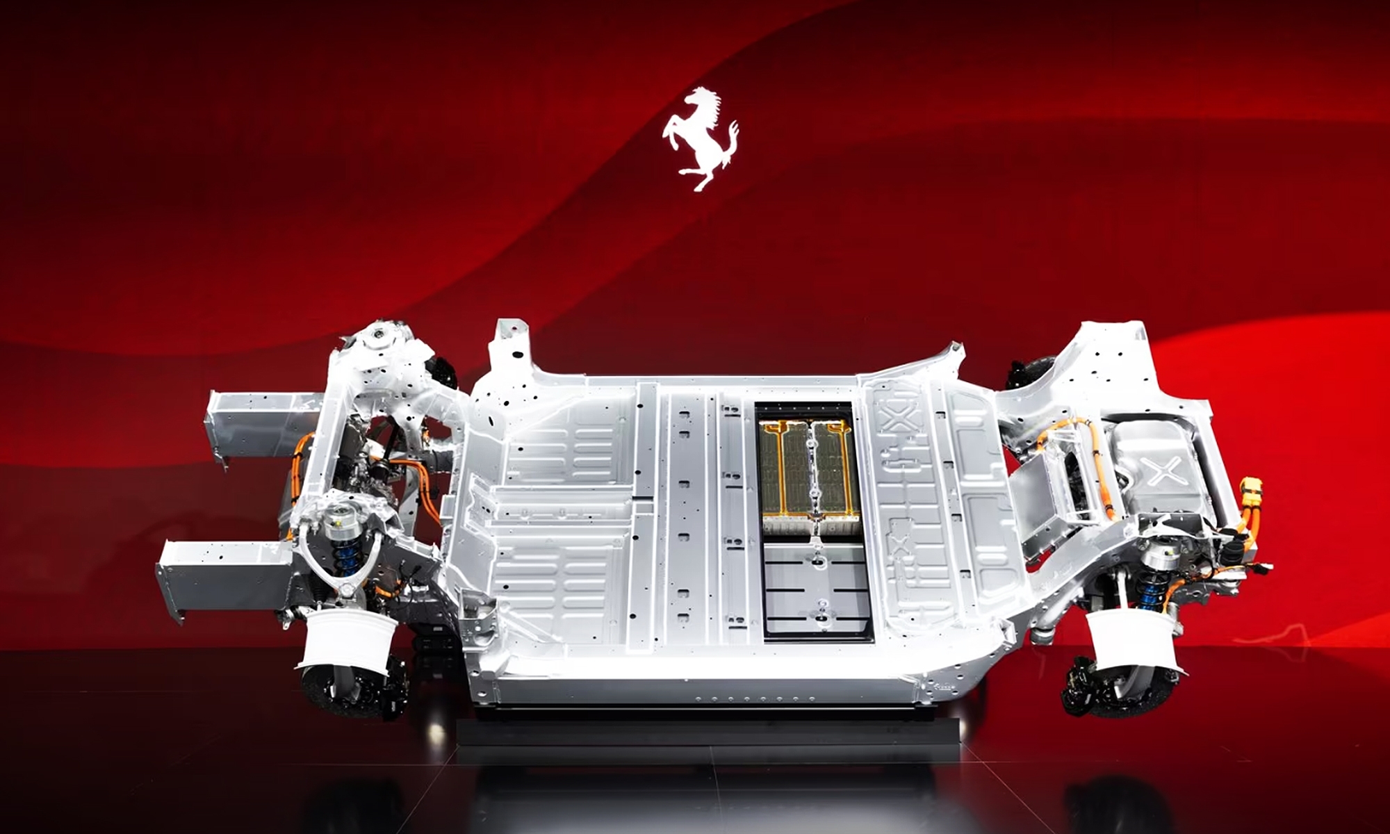 ferrari cambio estrategia coches electricos 2030