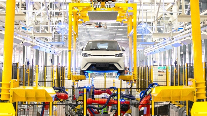 BYD está considerando muy seriamente a España como ubicación de su nueva y tercera fábrica en Europa. BYD está considerando muy seriamente a España como ubicación de su nueva y tercera fábrica en Europa.