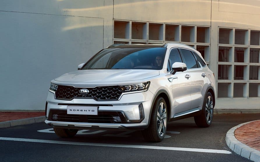  El Kia Sorento híbrido llega a España y ya sabemos su precio 