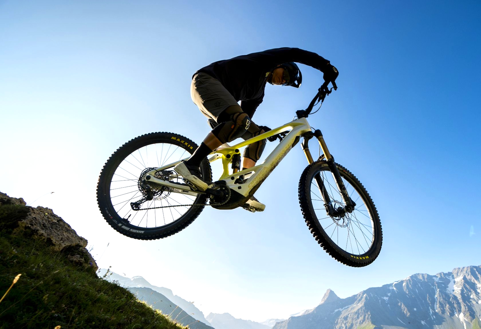 Esto es todo lo que has de tener en cuenta para 'volar' por los caminos (Foto: Orbea). Esto es todo lo que has de tener en cuenta para 'volar' por los caminos (Foto: Orbea).