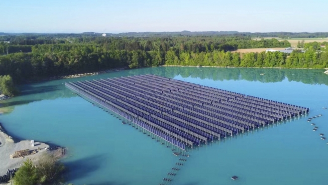 central solar fotovoltaica flotante vertical alemania 2 central solar fotovoltaica flotante vertical alemania 2