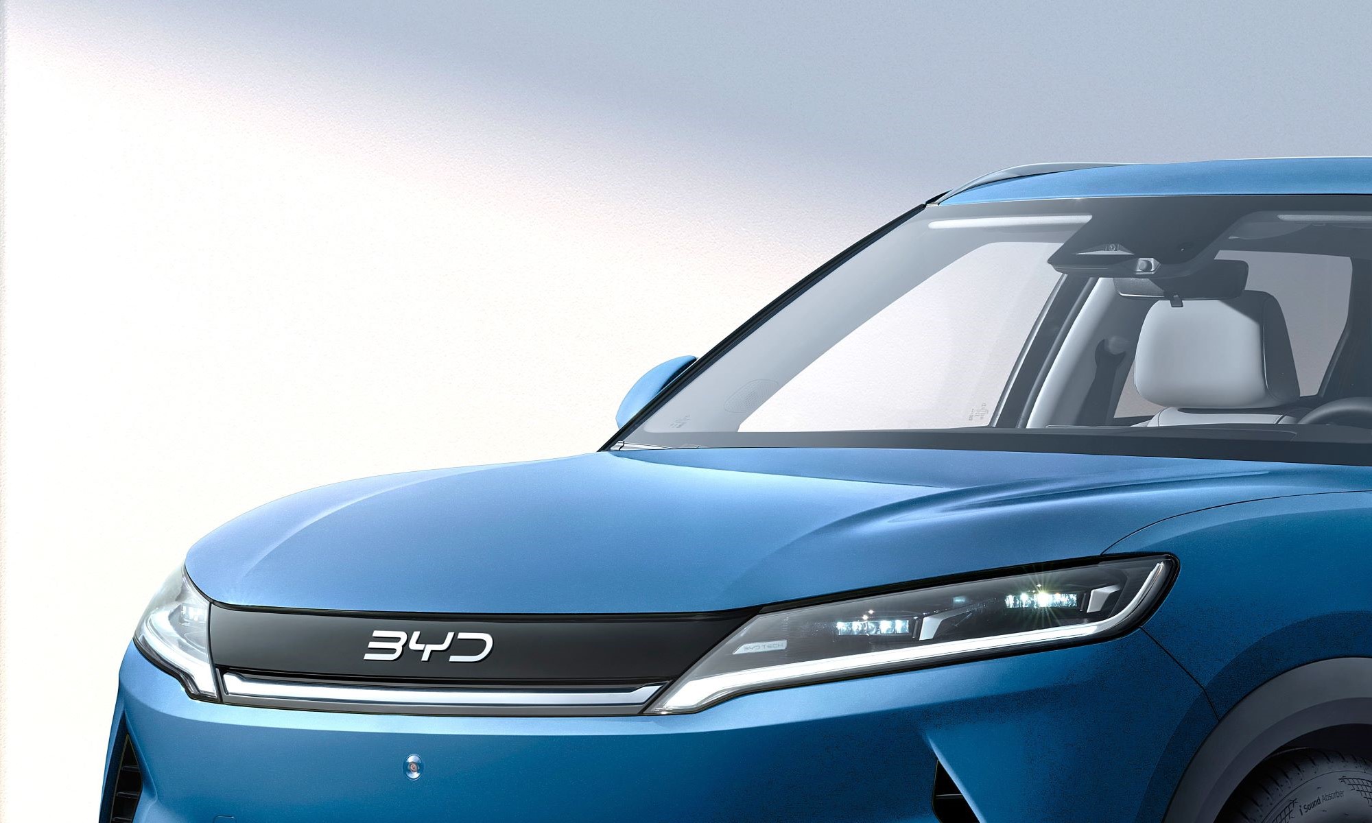BYD lanzará en España el año que viene el BYD ATTO 2 DM-i, un híbrido enchufable con 1.020 km de autonomía.