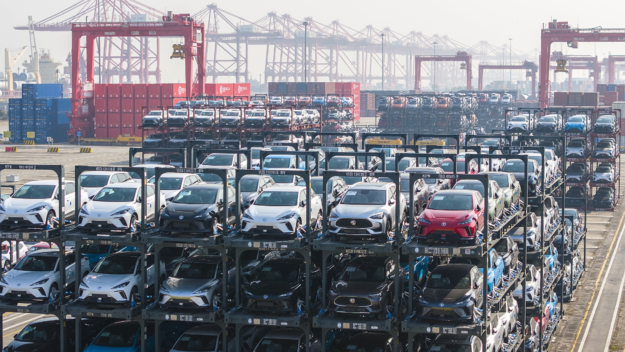 Mientras Europa no se pone de acuerdo, China busca una mayoría de vehículos eléctricos en 15 años, sin renunciar a los coches híbridos – Híbridos y Eléctricos