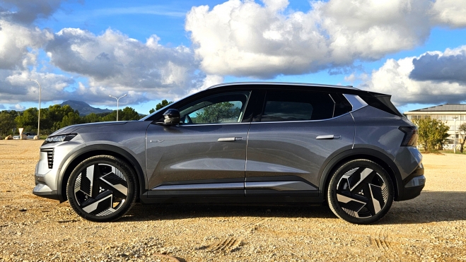 Mitsubishi Eclipse Cross 626 km autonomía 32050 euros 1.670 litros maletero (1)