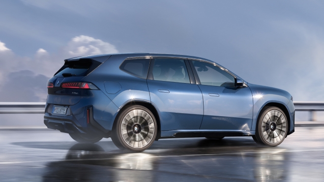 BMW IX3 6 BMW IX3 6