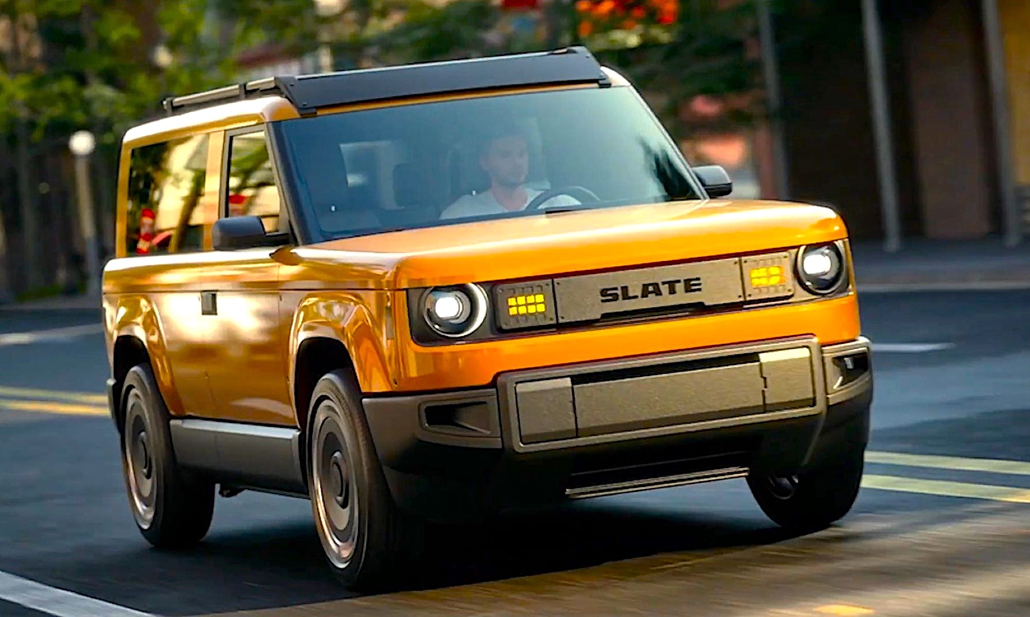 El dueño de Amazon ha visto como una de las compañías en las que ha invertido, Slate Auto, se ha rendido ante su enemigo Elon Musk y Tesla.