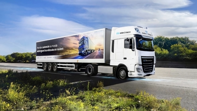 e road france 4 1000x563 e road france 4 1000x563