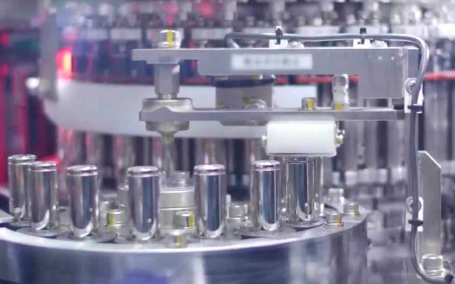  Panasonic ya está construyendo las líneas de producción de las celdas 4680 de Tesla. 