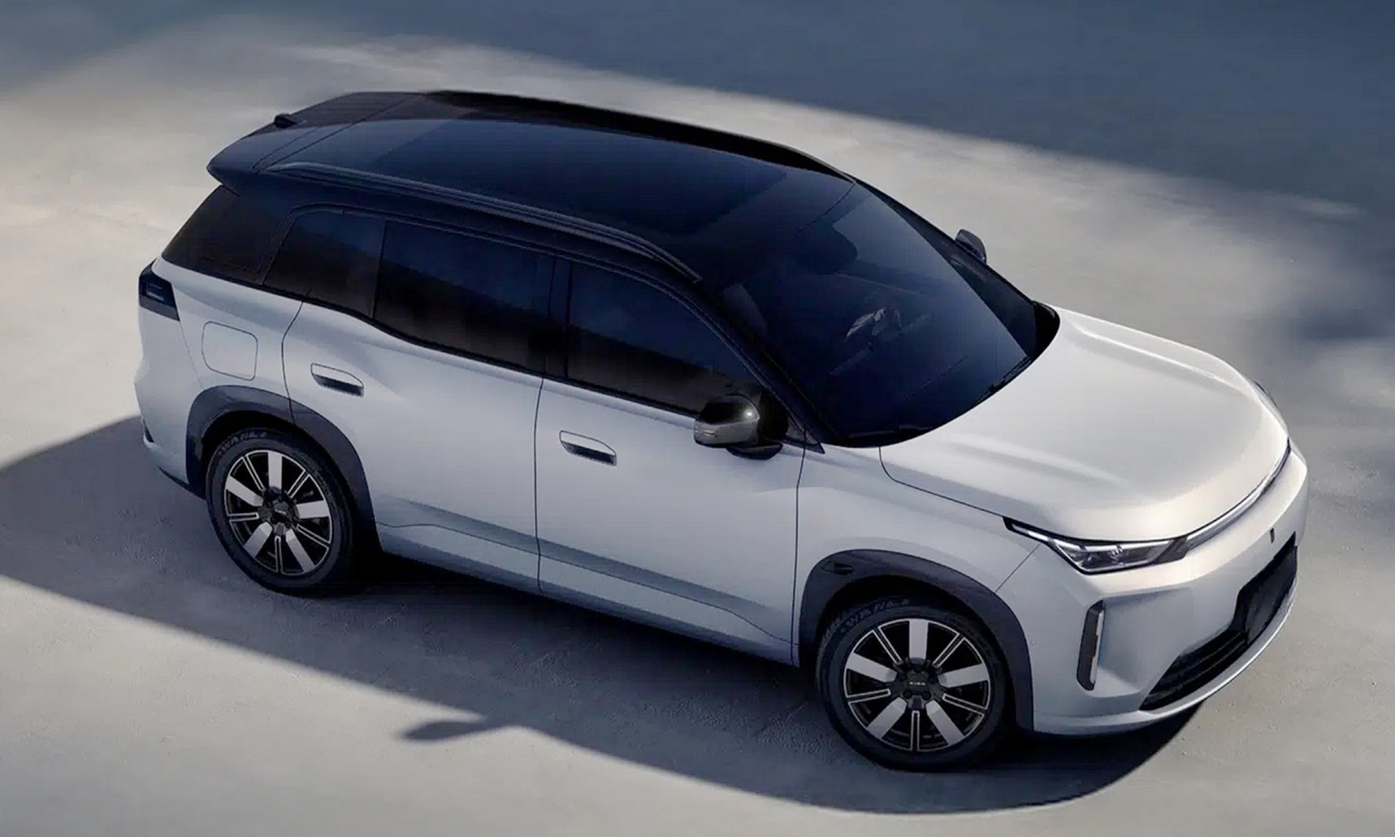 El GAC Aion i60 parte en China desde 14.600 euros para la variante eléctrica.