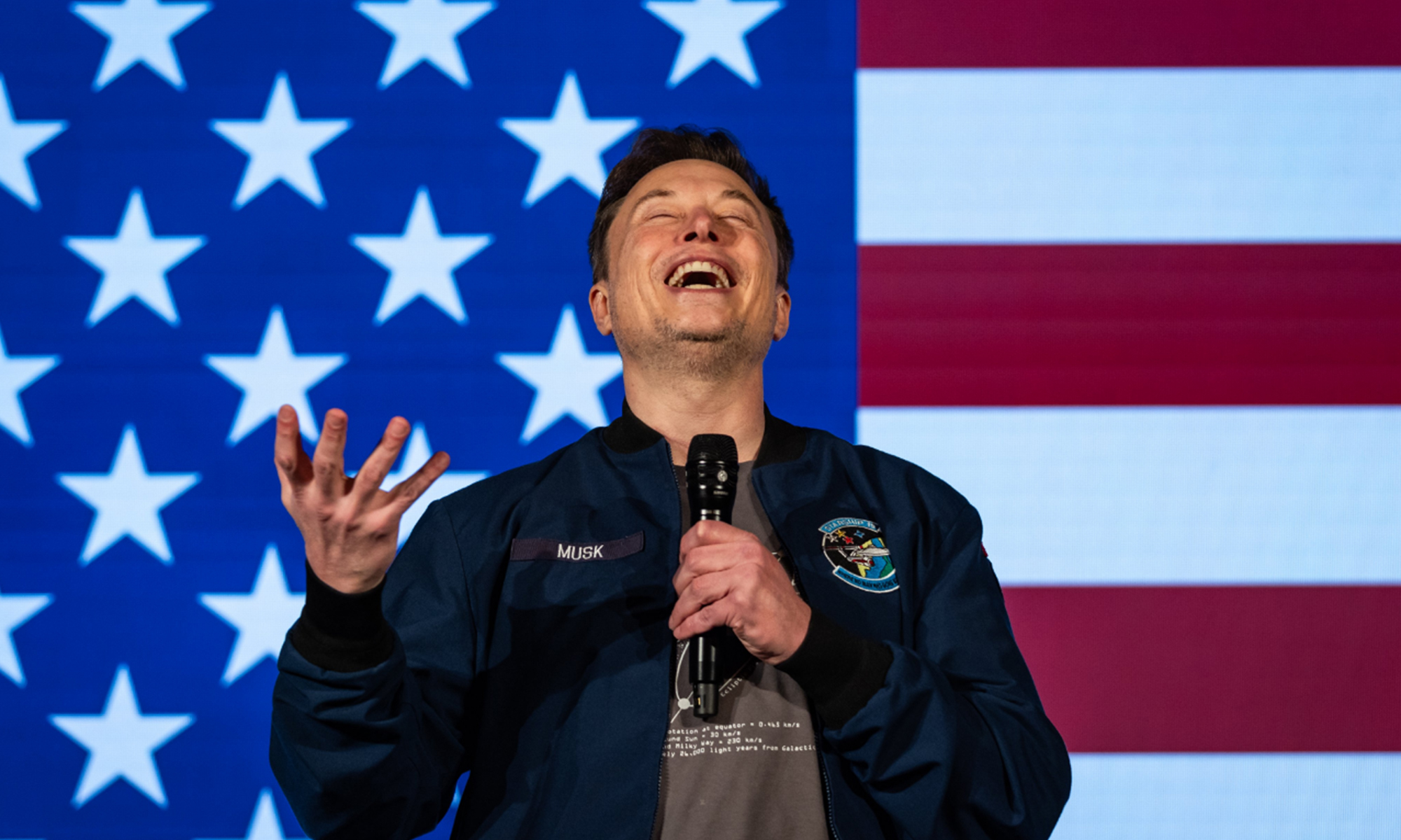 elon musk promete uso movil conduccion autonoma tesla 1