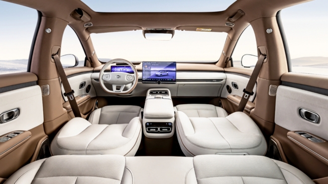 Changan Nevo 06 EREV Interior