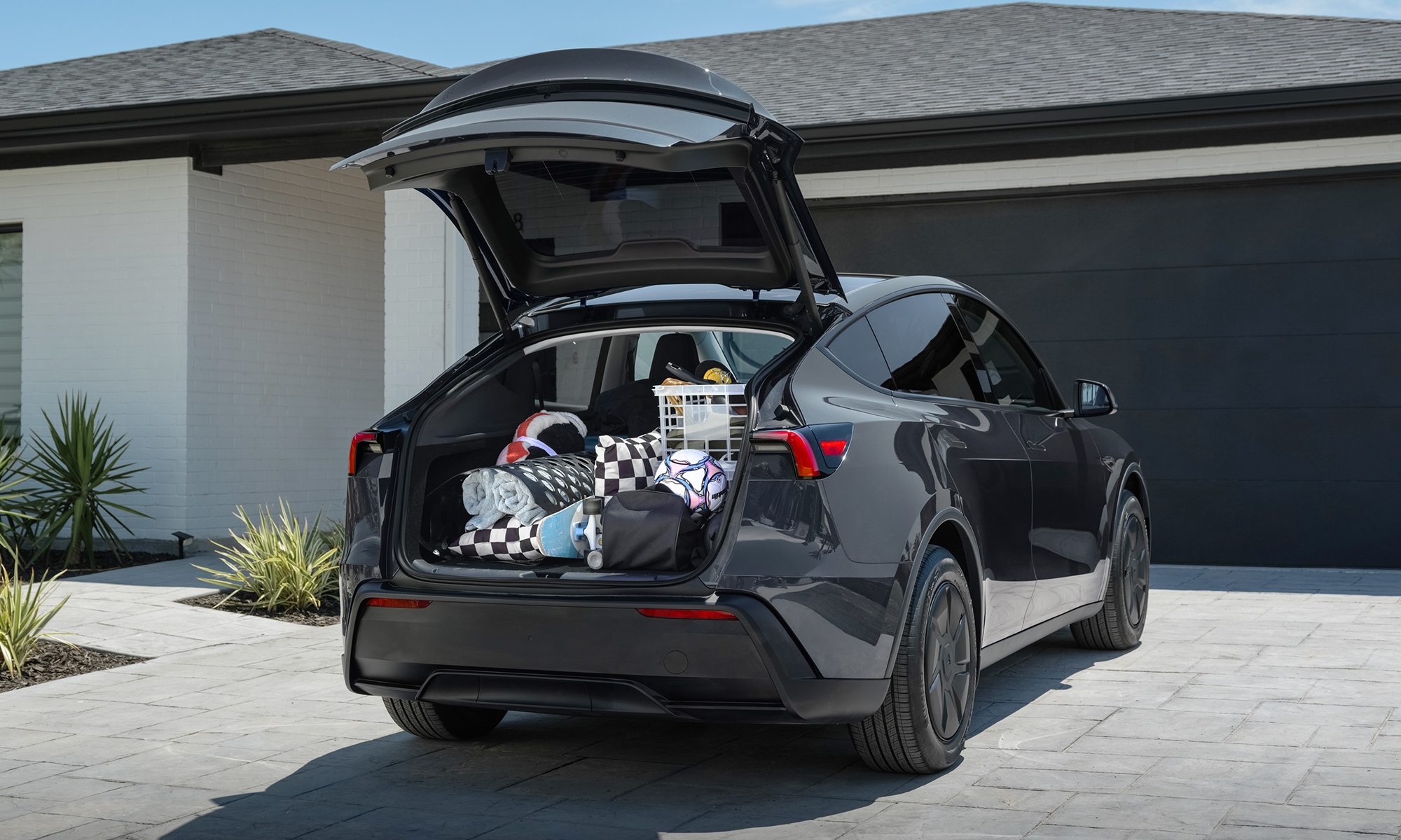 El Tesla Model Y introduce una nueva opción en China.