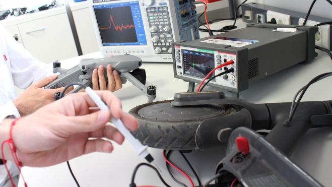 proyecto español baterias litio hidrogeno patinetes drones electricos 2