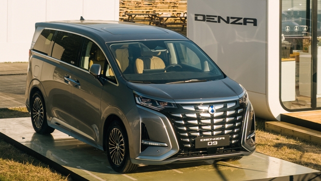 denza d9 retraso llegada europa 2026