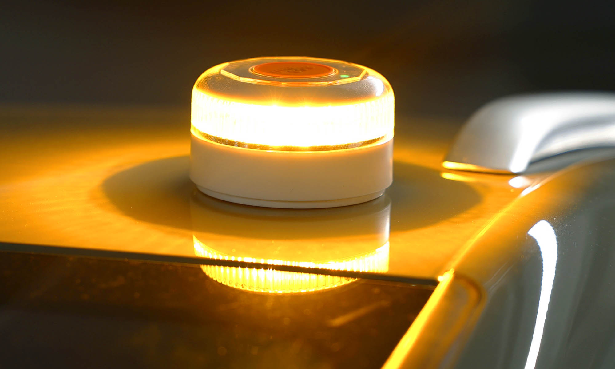 funcionamiento baliza v16 coche electrico 3