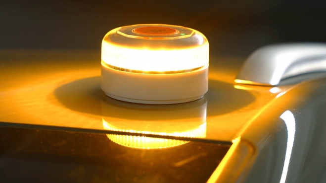 funcionamiento baliza v16 coche electrico 3