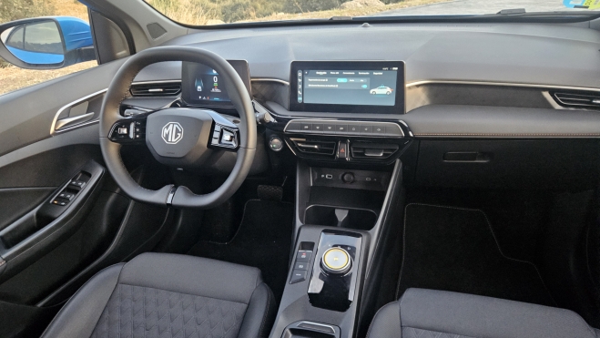 mg 3 16990 € 4,4 litros de gasolina197 CV MG Toyota Yaris (5)