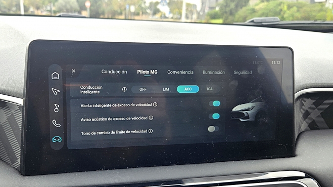 mg 3 16990 € 4,4 litros de gasolina197 CV MG Toyota Yaris (12)