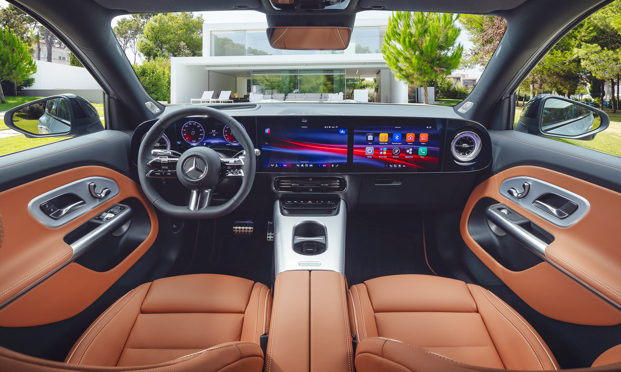 El Mercedes GLB eléctrico contará con una configuración de tres pantallas.