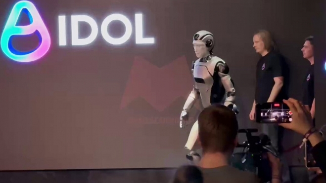 robot ruso aidol fracaso video 1 robot ruso aidol fracaso video 1