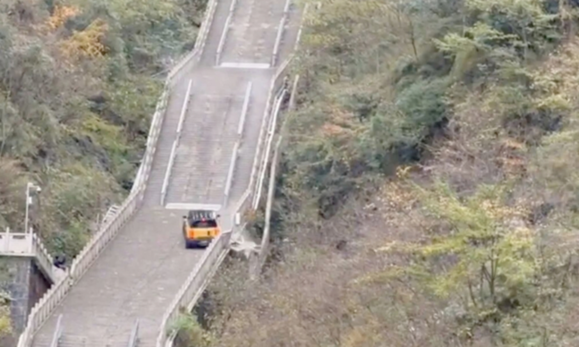 La 'Puerta del Cielo' de Tianmen ha sido el escenario de esta desastrosa presentación.