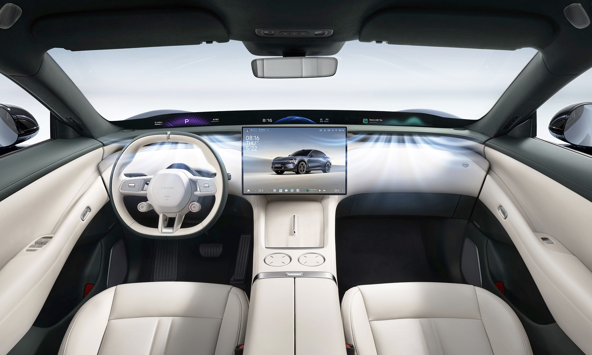 En el interior debería integrar la nueva pantalla panorámica, al igual que el Xiaomi YU7.