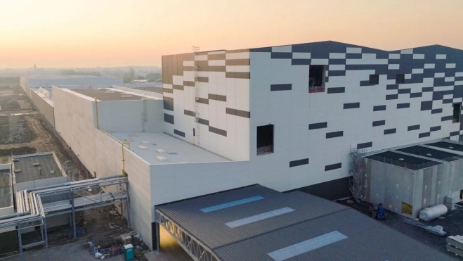 ACC Douvrin fabrica baterias coches electricos Mercedes Stallantis ultimo golpe industria clave Europa España 2 ACC Douvrin fabrica baterias coches electricos Mercedes Stallantis ultimo golpe industria clave Europa España 2